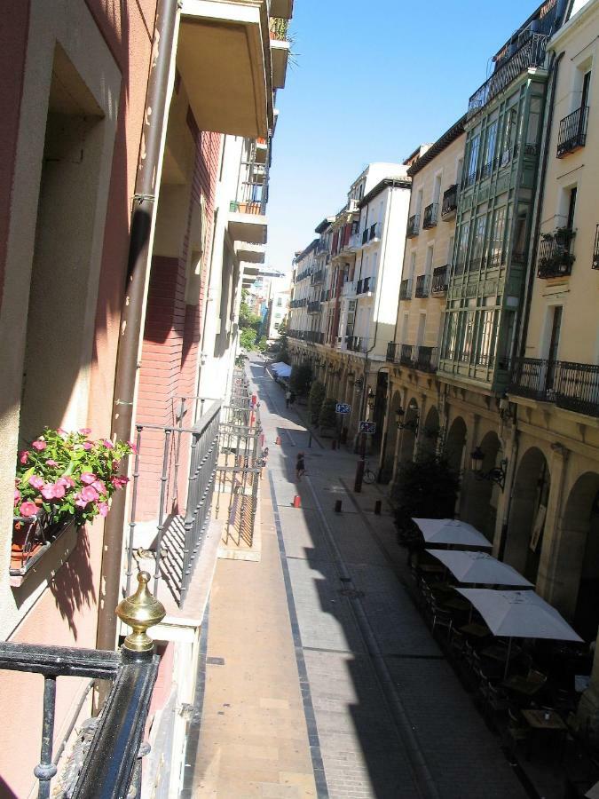 Apartamento Corazon De Portales Logrono Exterior photo